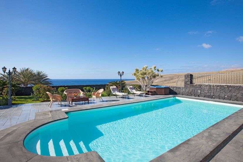 Villa in Puerto Calero, Lanzarote