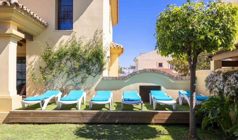 Villa in Nueva Andalucía, Spain