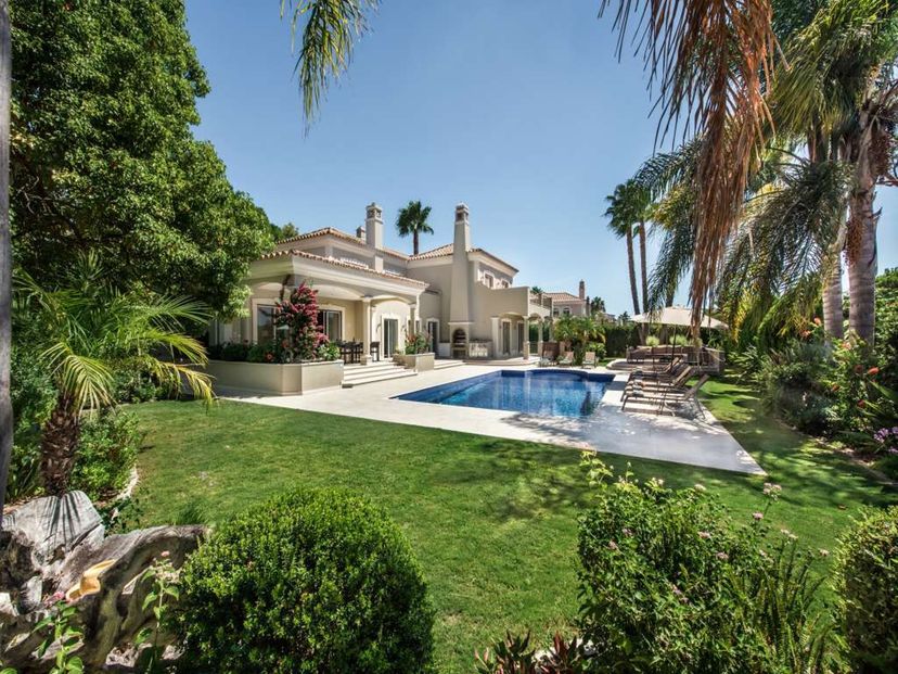 Villa in Areias de Almansil, Algarve