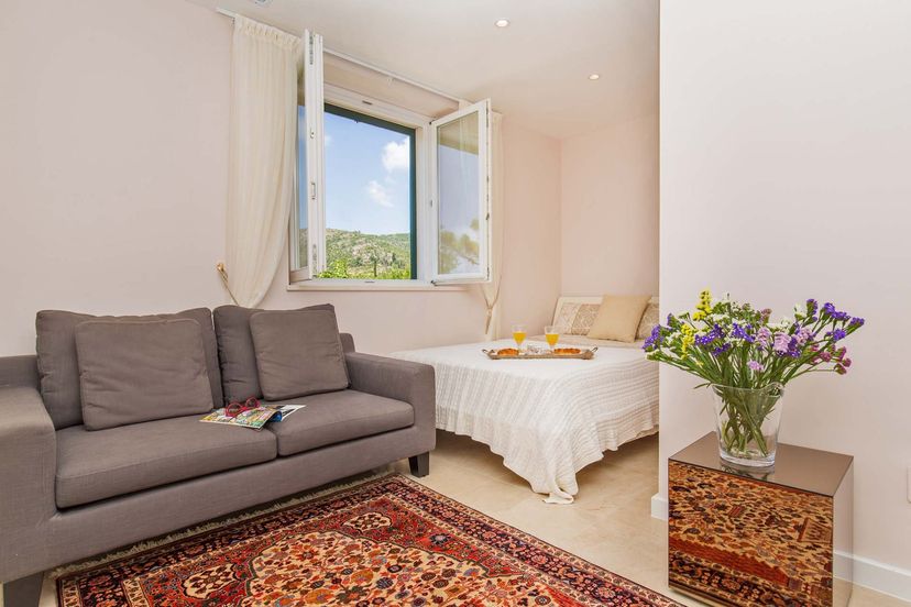 Villa in Orašac, Croatia