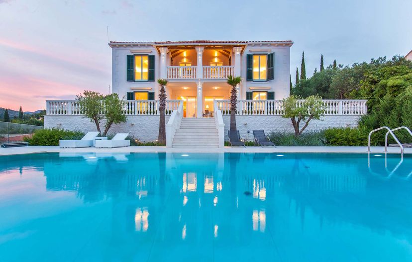 Villa in Orašac, Croatia