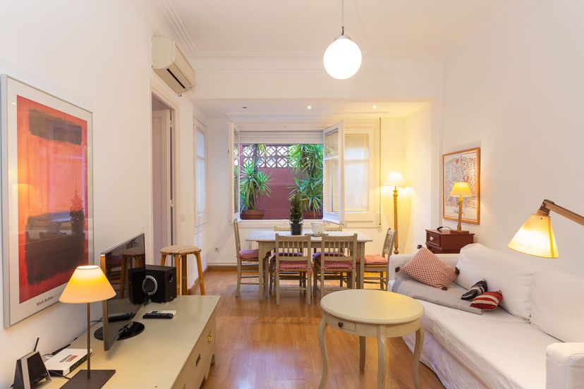 Apartment in La Nova Esquerra De L'Eixample, Spain