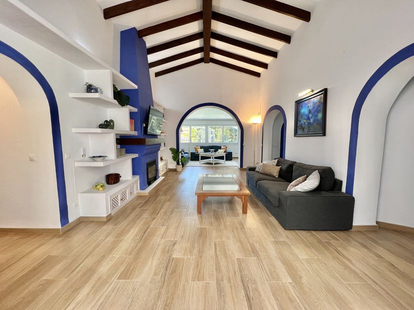 Villa in Nueva Andalucía, Spain