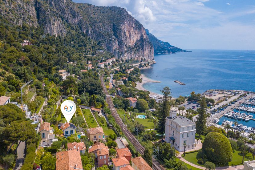Villa in Beaulieu-sur-Mer, the South of France