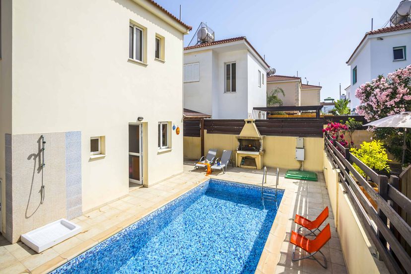 Villa in Paralimni, Cyprus
