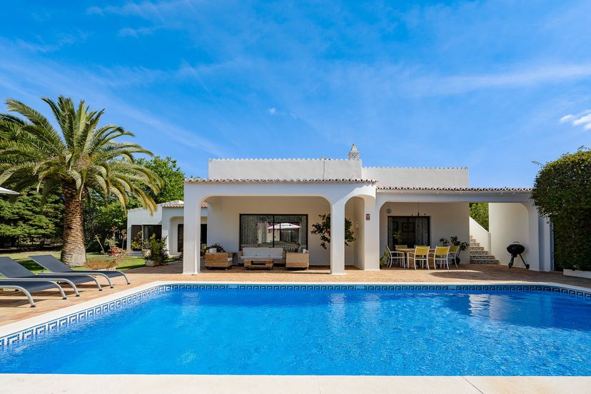 Villa in Mato Serrão, Algarve