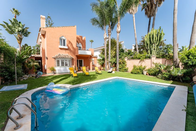 Villa in Atalaya-Isdabe, Spain