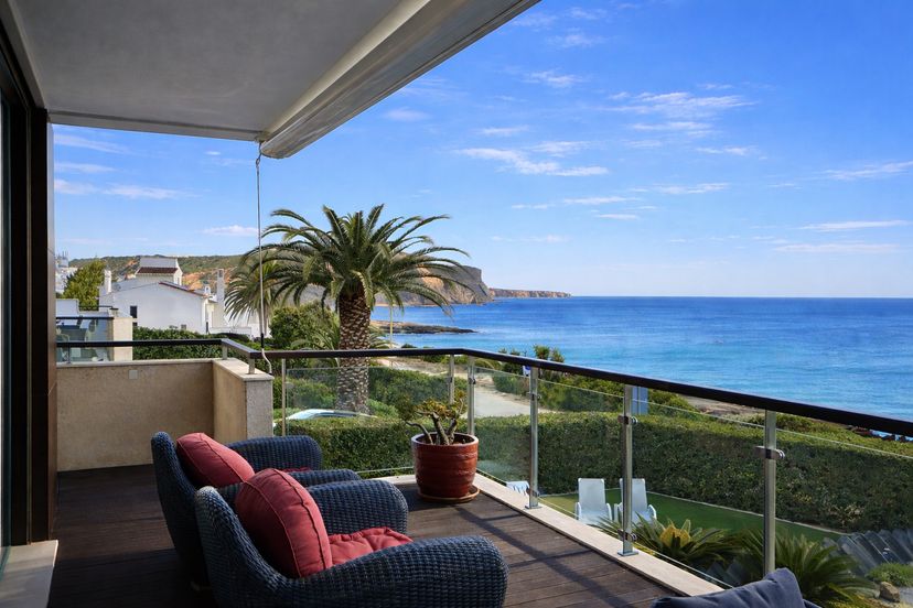 Villa in Praia da Luz, Algarve