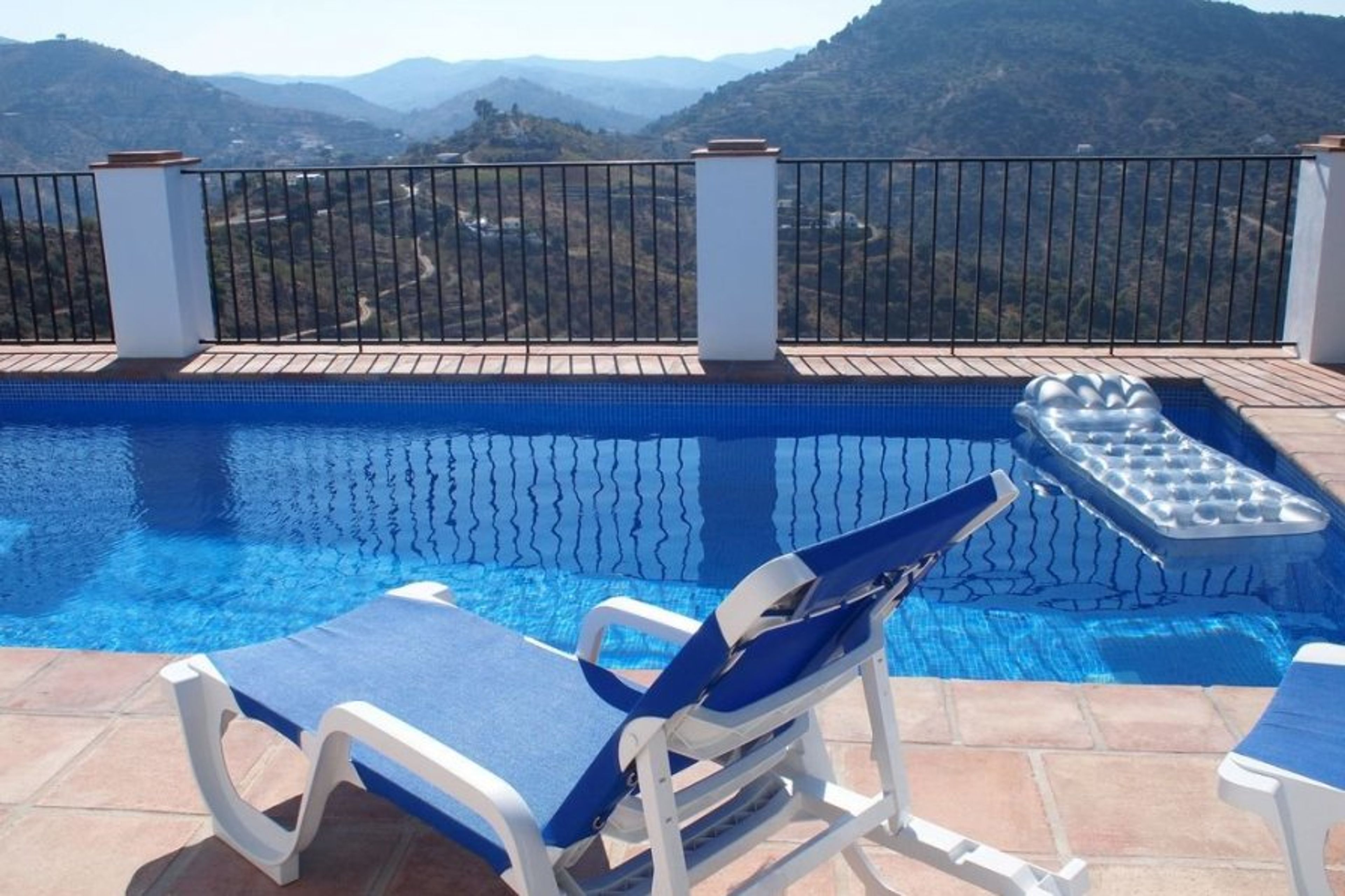 Relaxing at the swimming pool