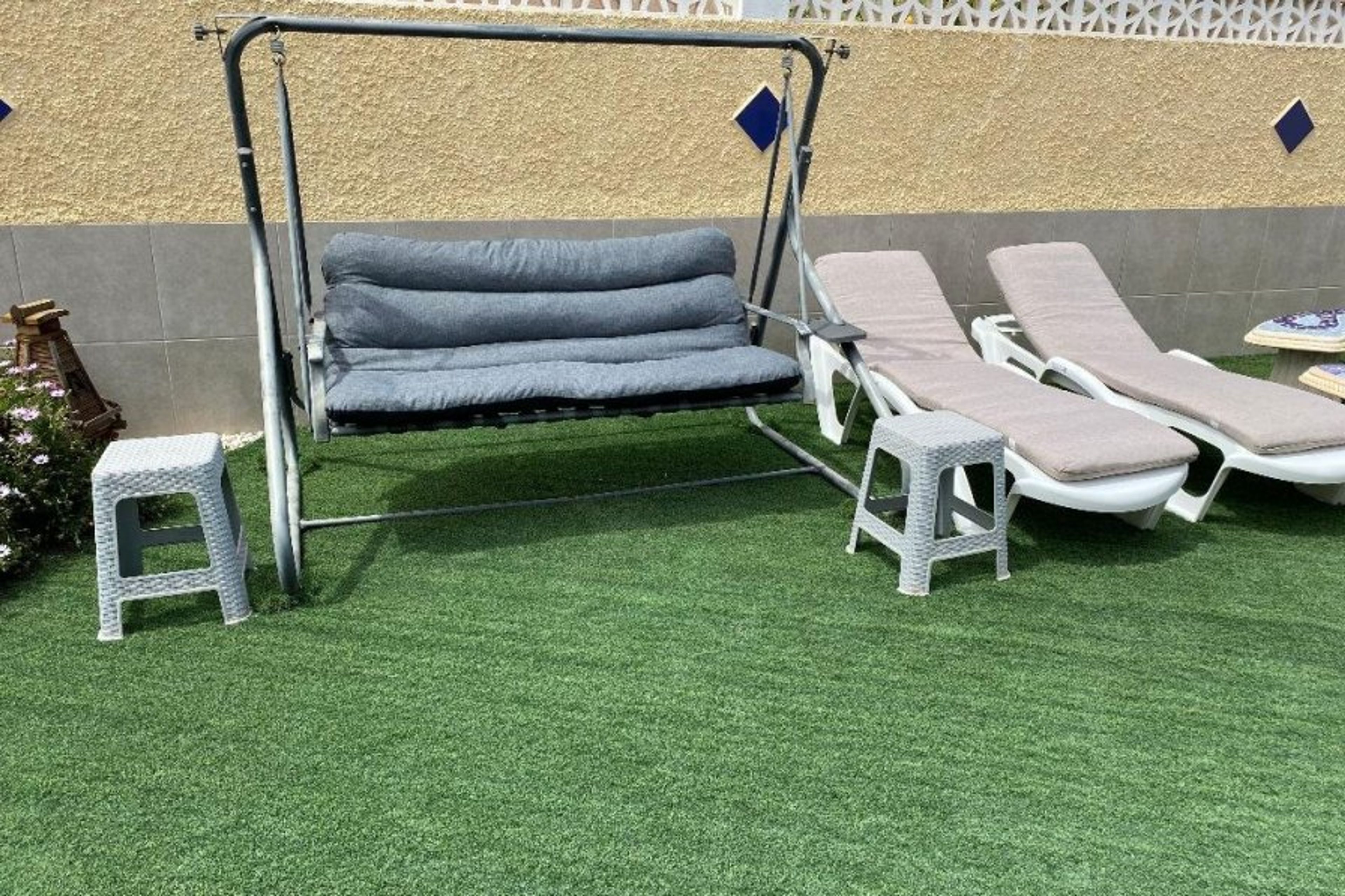 swing seat, rear garden