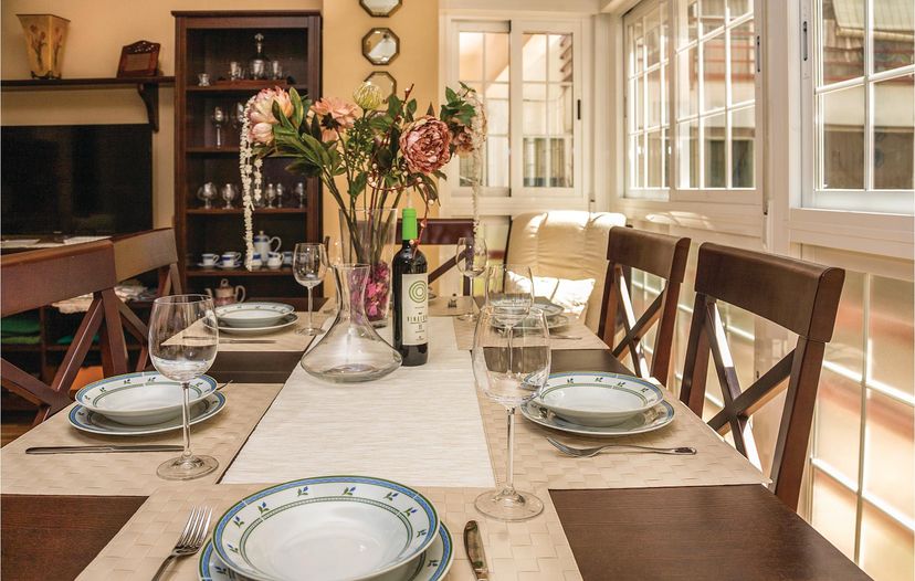 Apartment in Triana Oeste, Spain