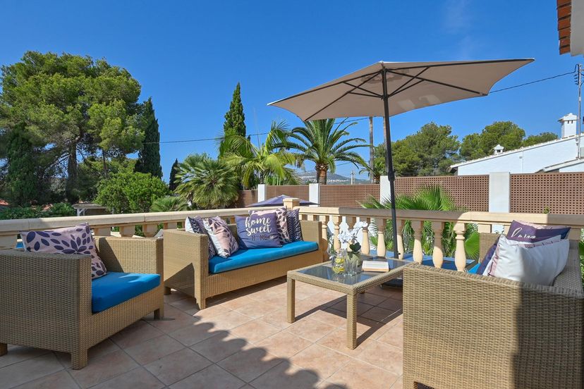 Villa in Trencall, Spain