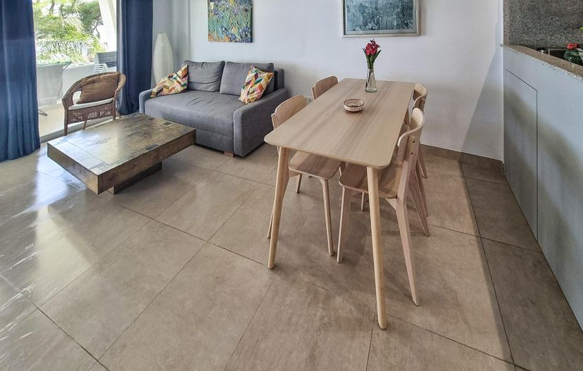 Apartment in Miraflores, Spain