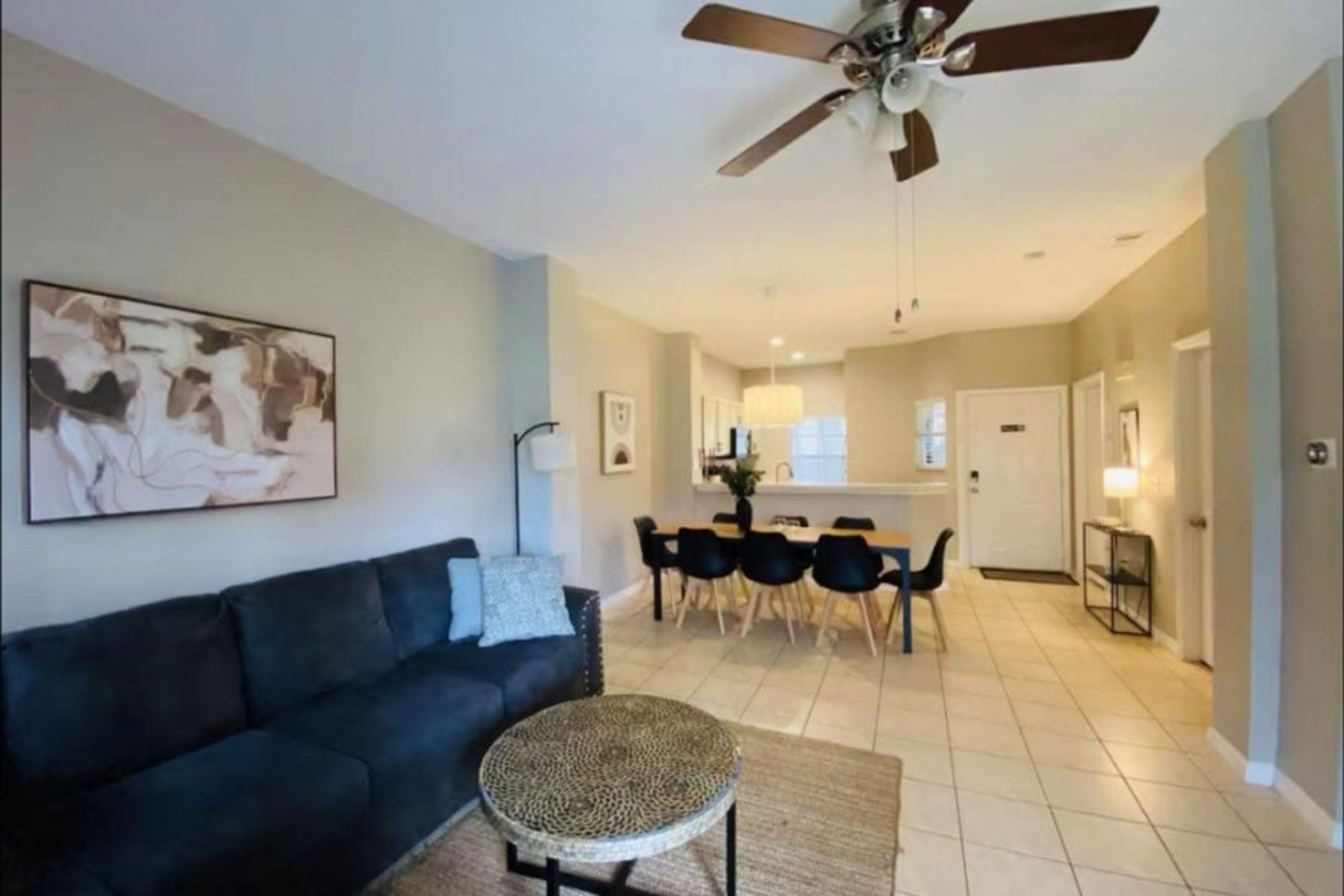 Lounge and dining area