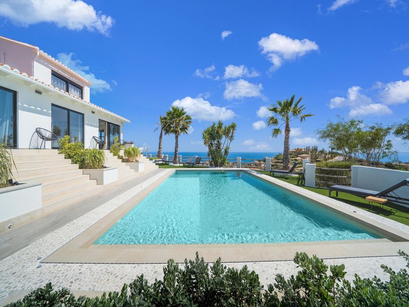 Villa in Coveta Fuma, Spain