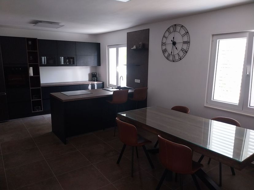 Villa in Croatia, Podstrana