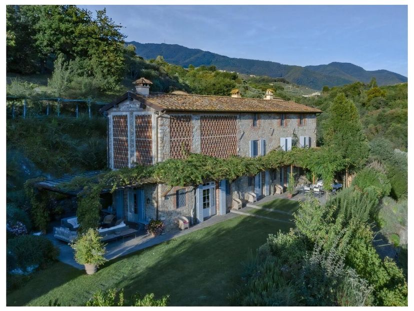 Villa in Lucca, Italy