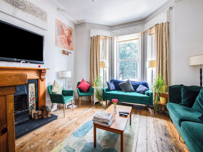 Apartment in Westbourne And West Cliff, England