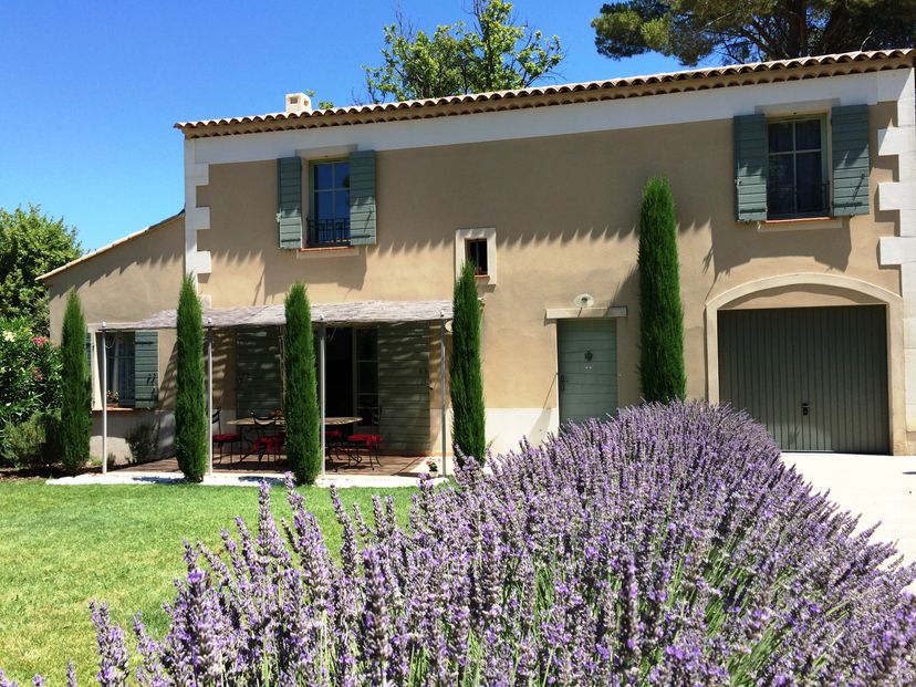 Villa in Les Ecarts, the South of France