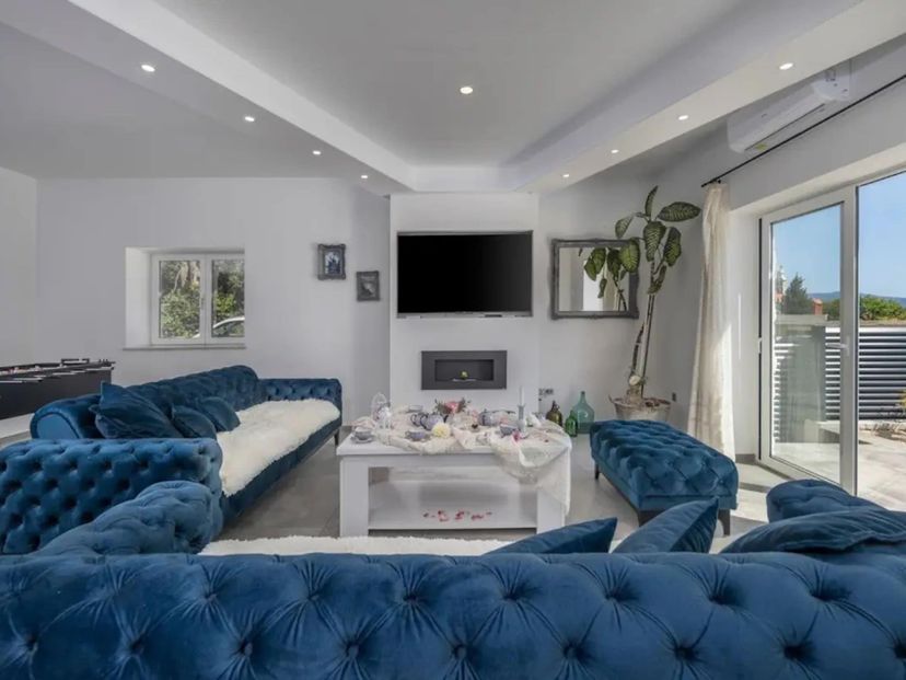 Villa in Sućuraj, Croatia