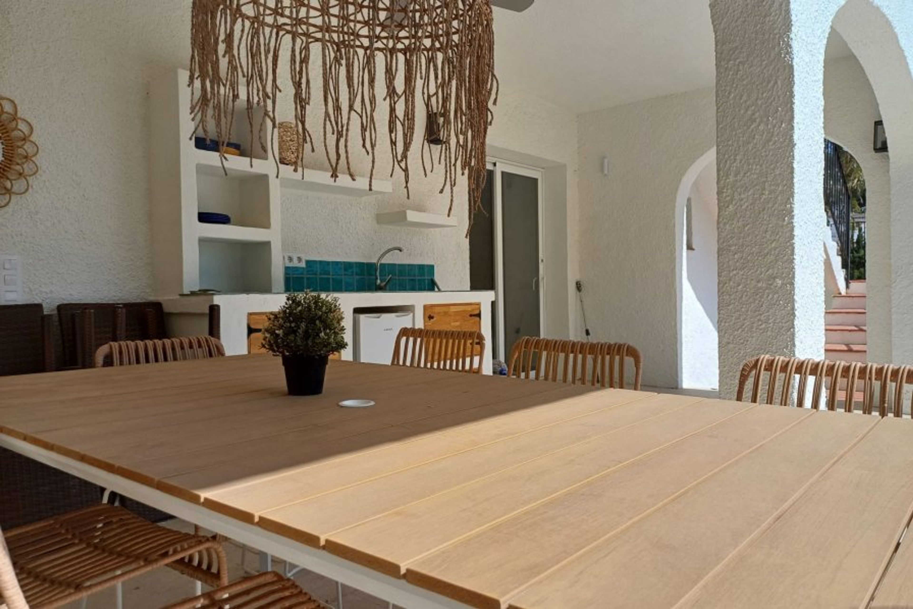 Covered terrace with a kitchenette