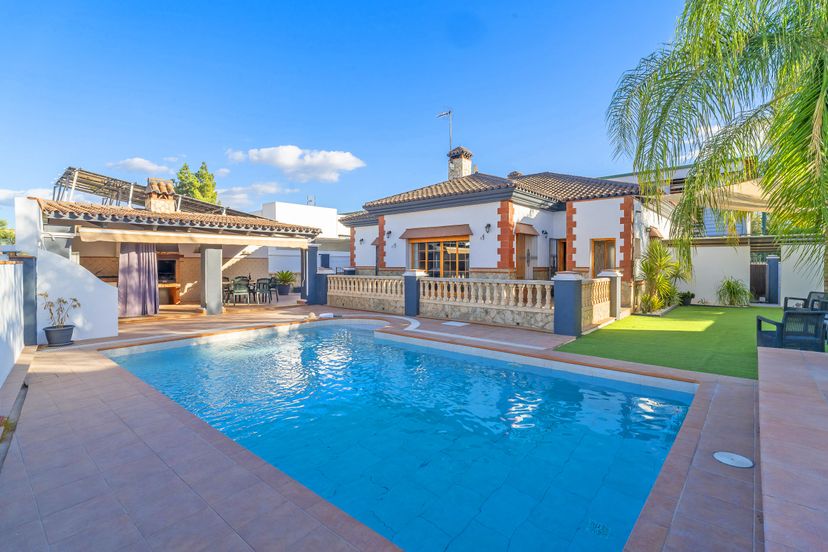 Town_house in El Rodeo, Spain