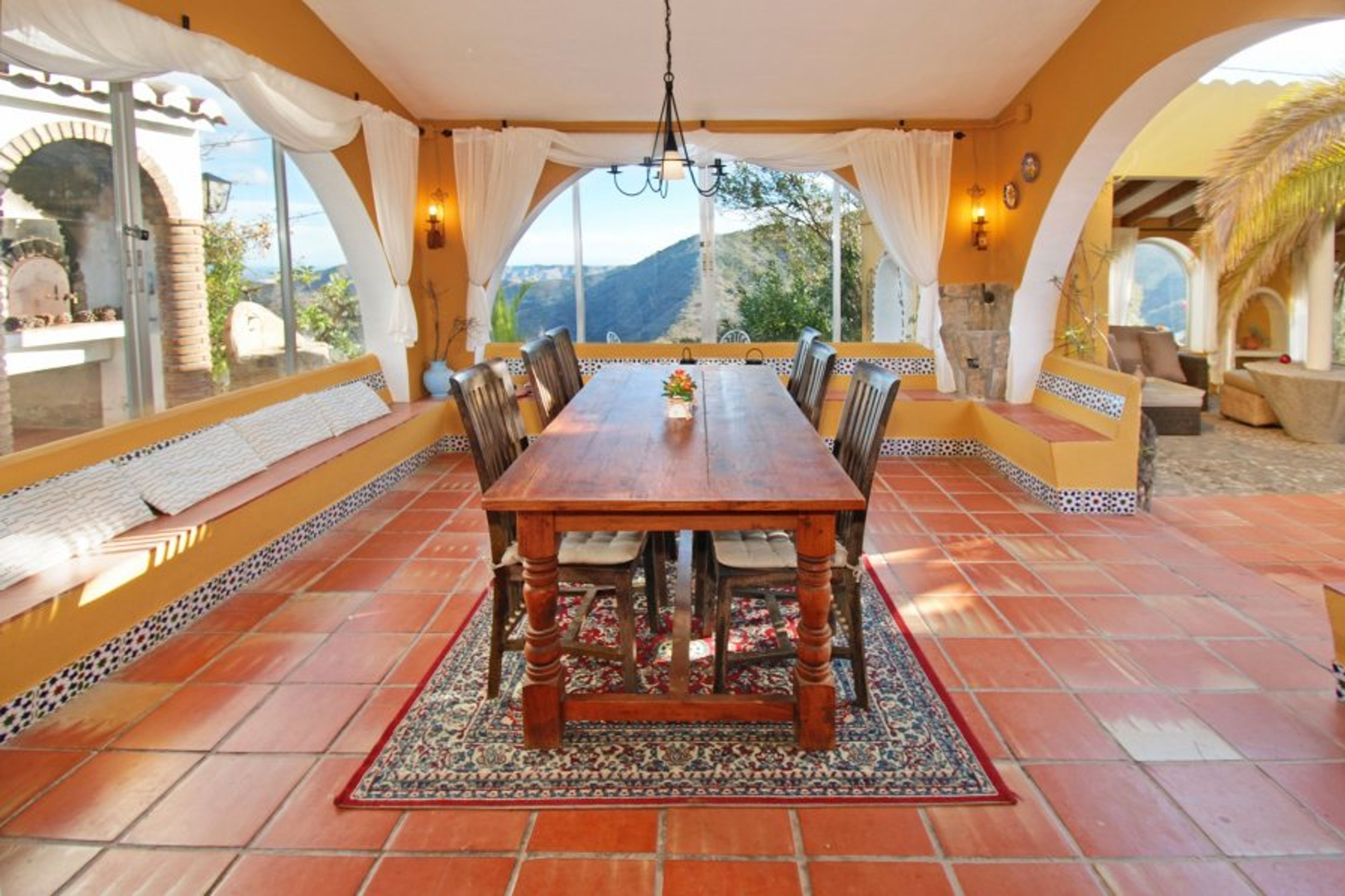 Enjoy dinner with a view.