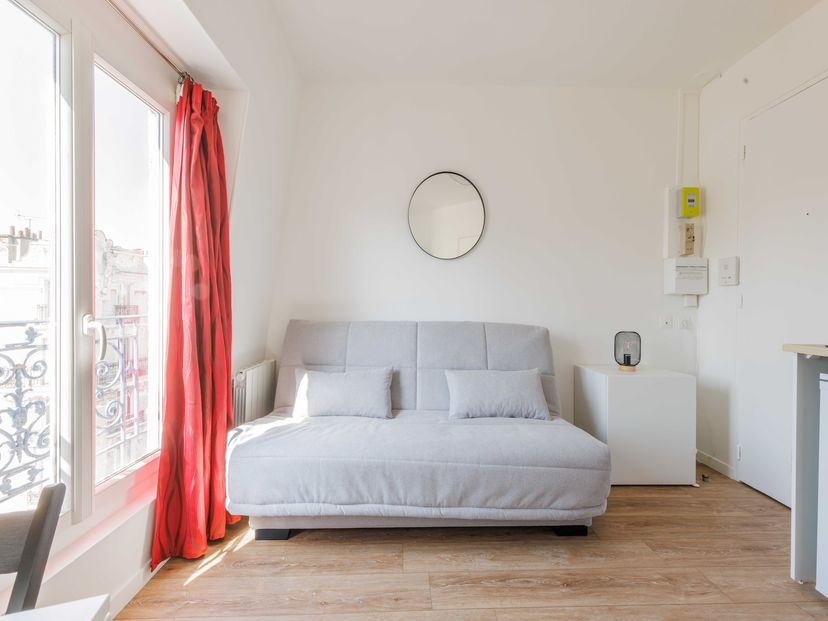 Apartment in France, Pere Lachaise