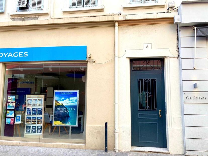 Apartment in France, Gare de Cannes