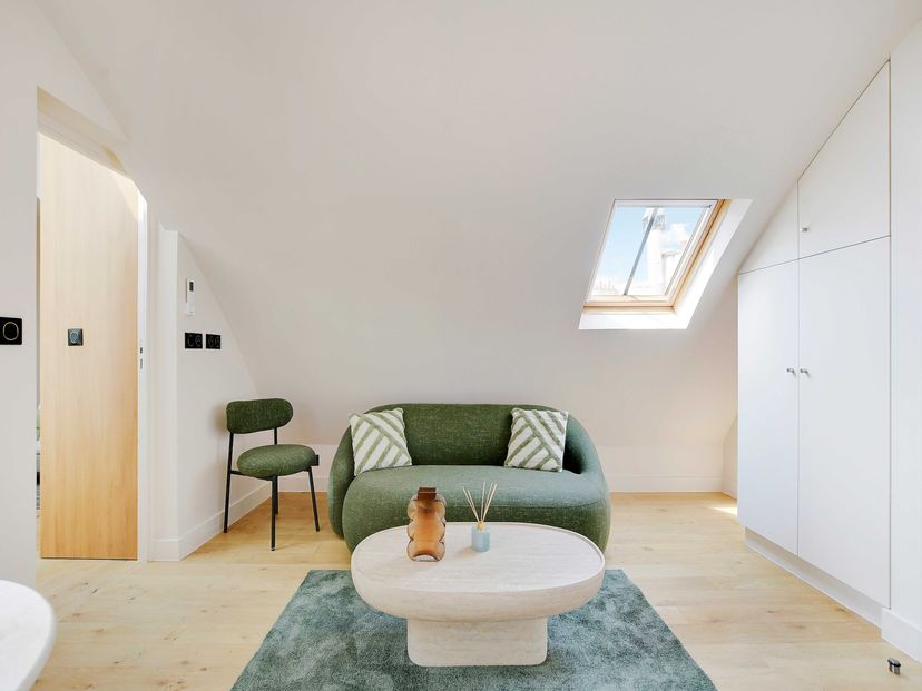Apartment in Madeleine, Paris