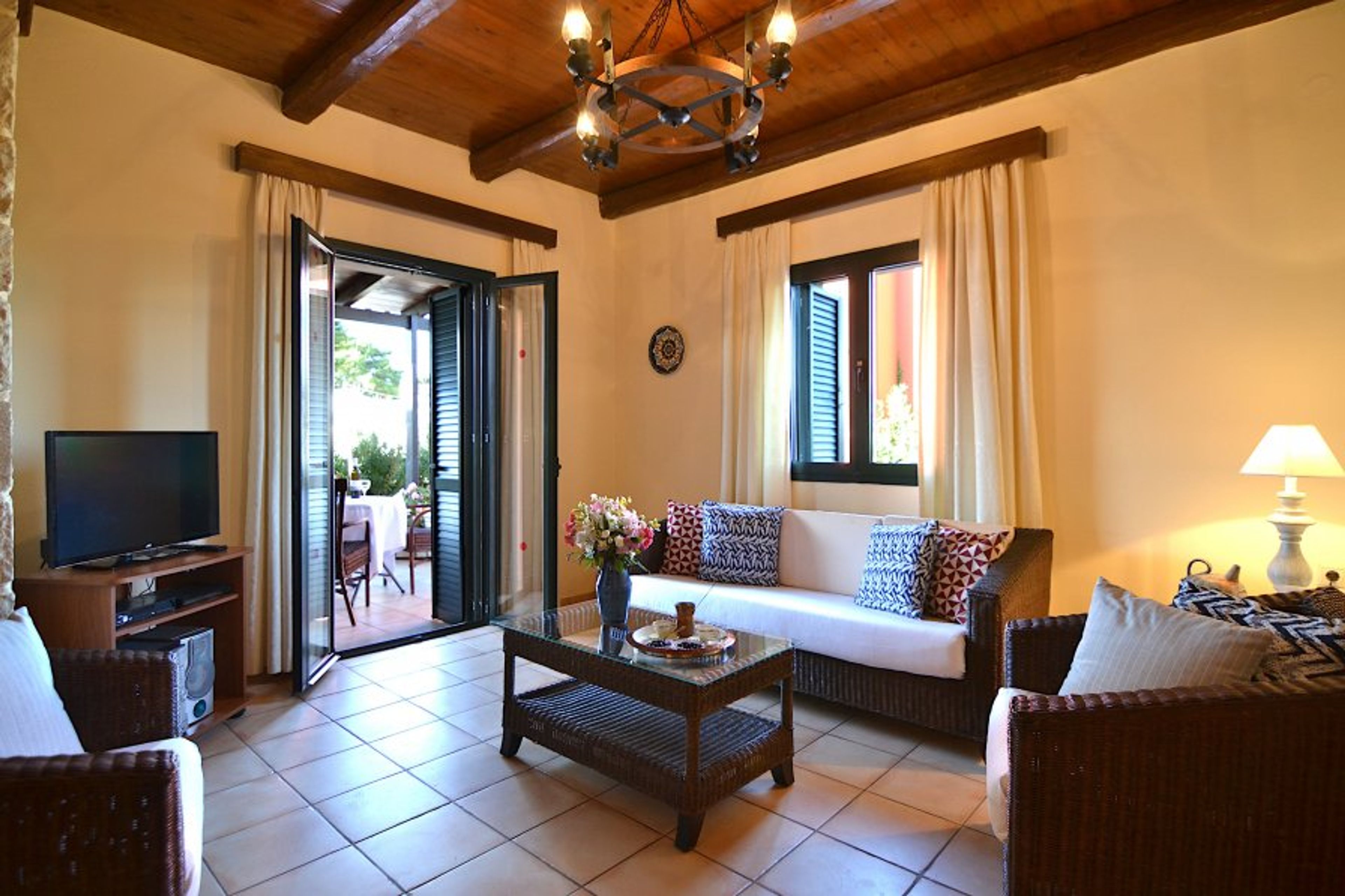 Main Living room leading to garden