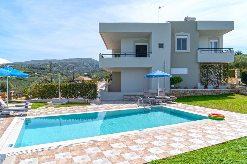 Villa in Retimno, Crete