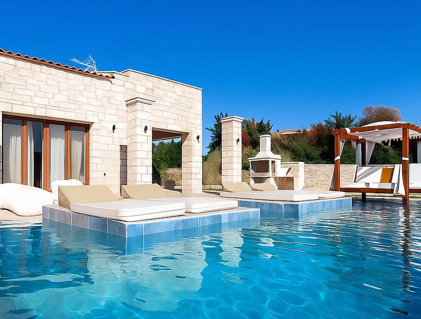 Villa in Greece, Asteri