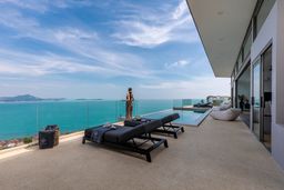 Villa Anushka - Seaview Luxury Villa With Staff & Breakfast