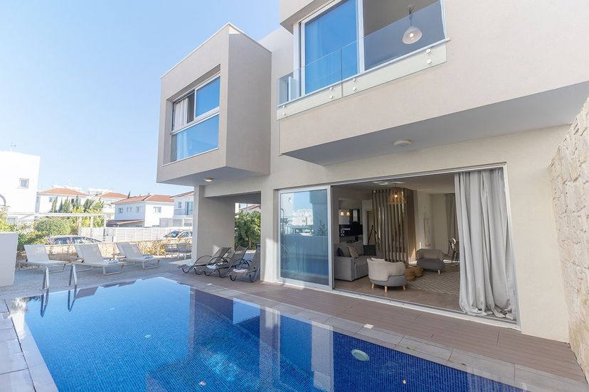 Villa in Kapparis, Cyprus