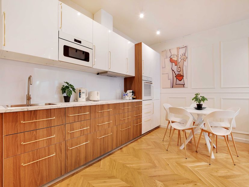 Apartment in Saint-Ambroise, Paris