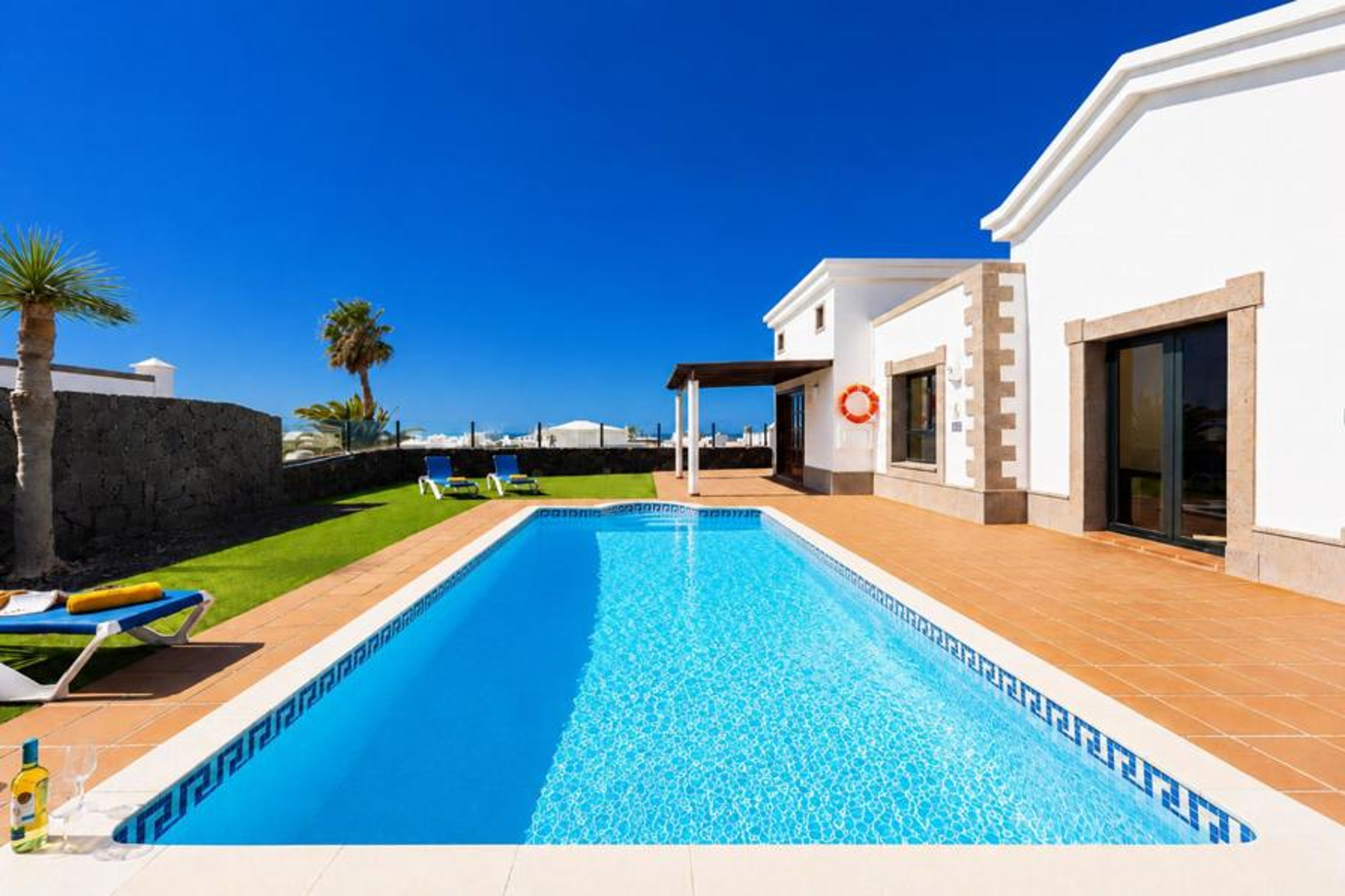 Private pool and terrace
