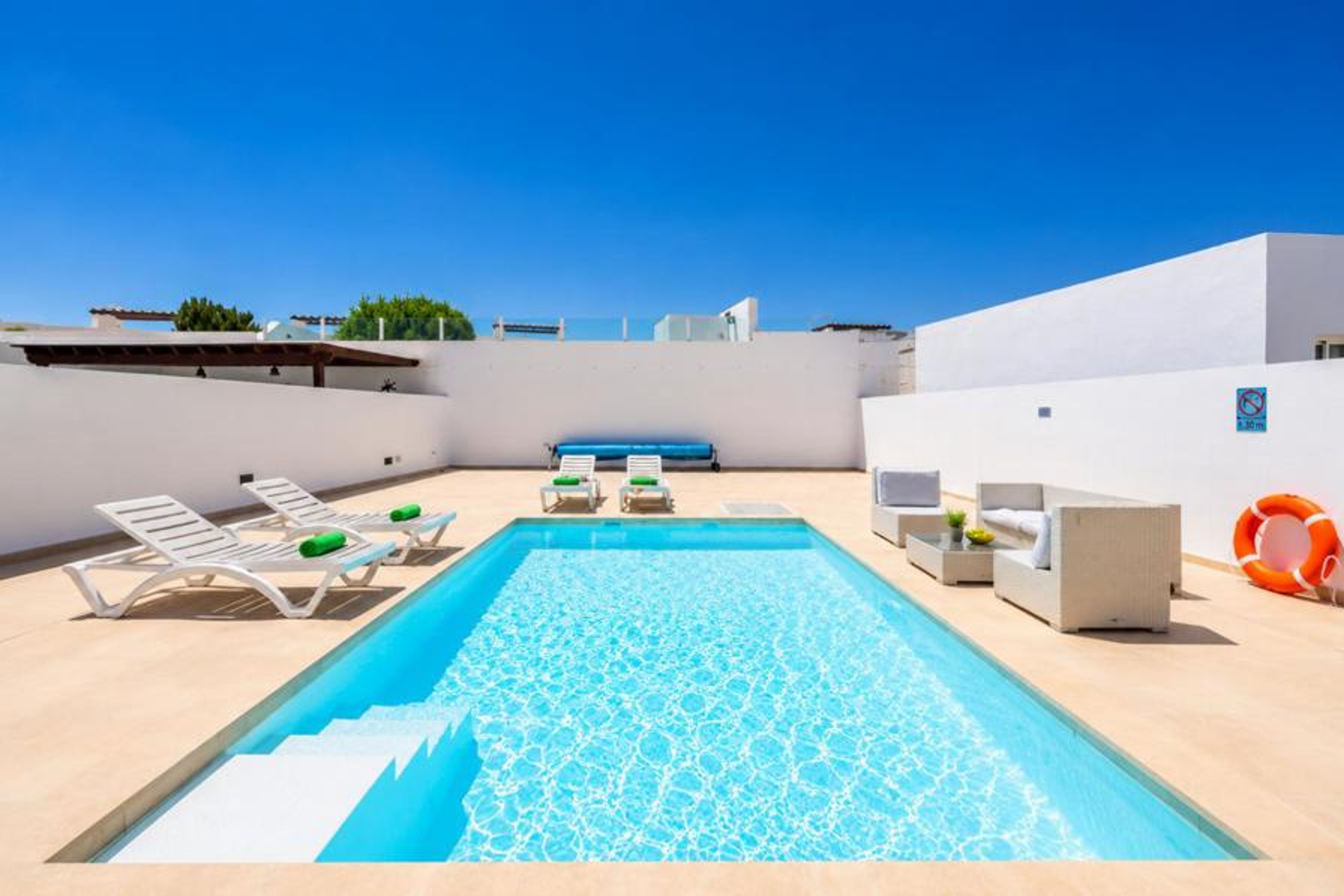 Beautiful villa with private pool and terrace