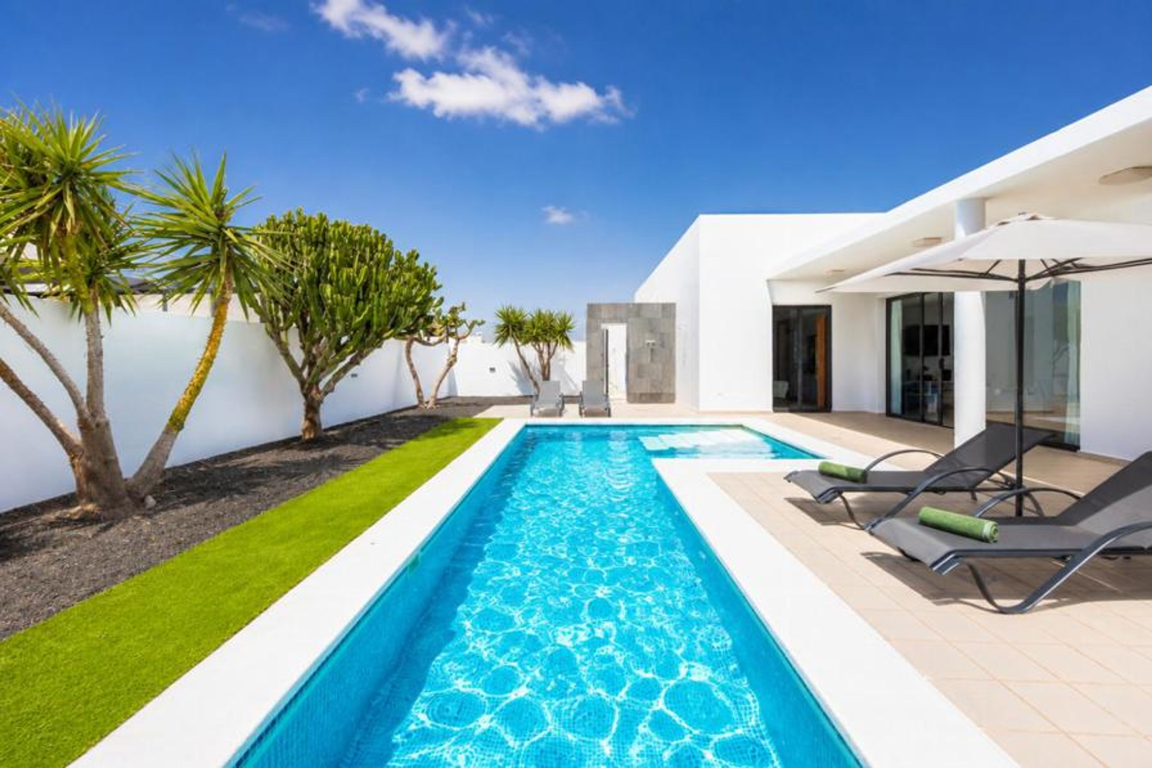 Beautiful villa with private pool and terrace