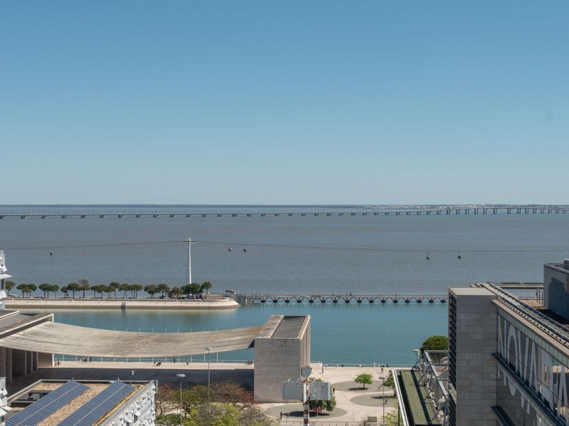 Apartment in Santa Maria dos Olivais, Lisbon Metropolitan Area