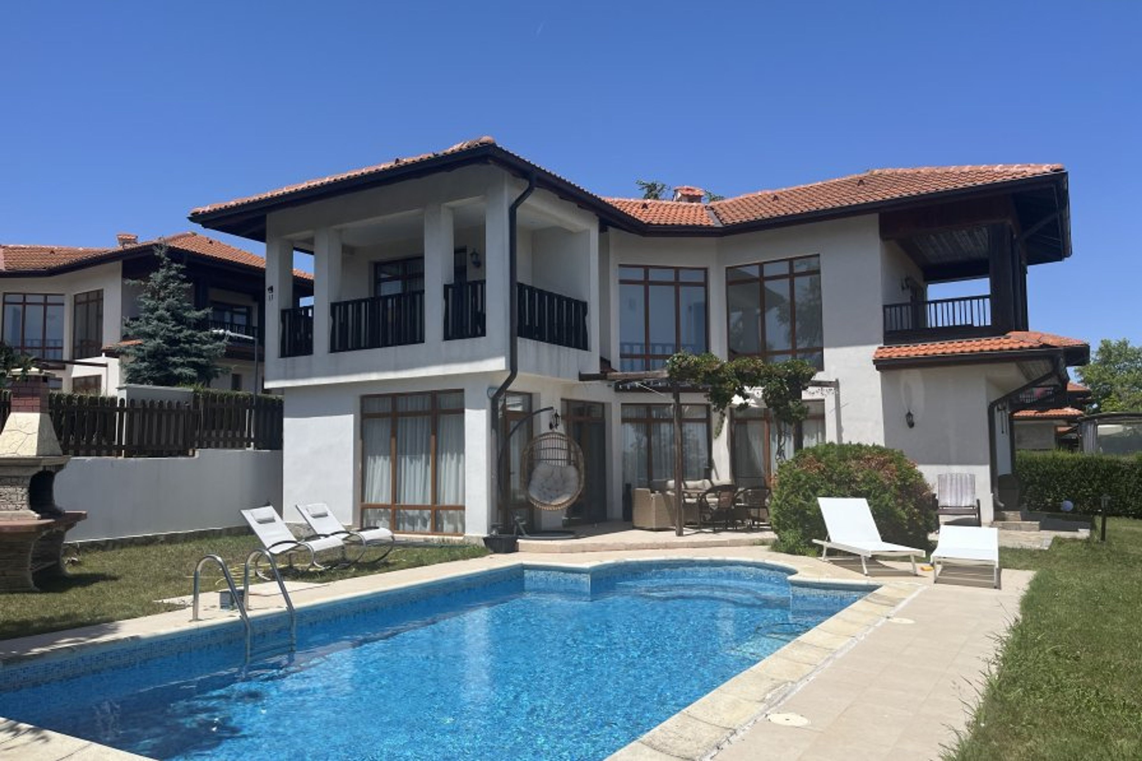 Detached villa with private pool