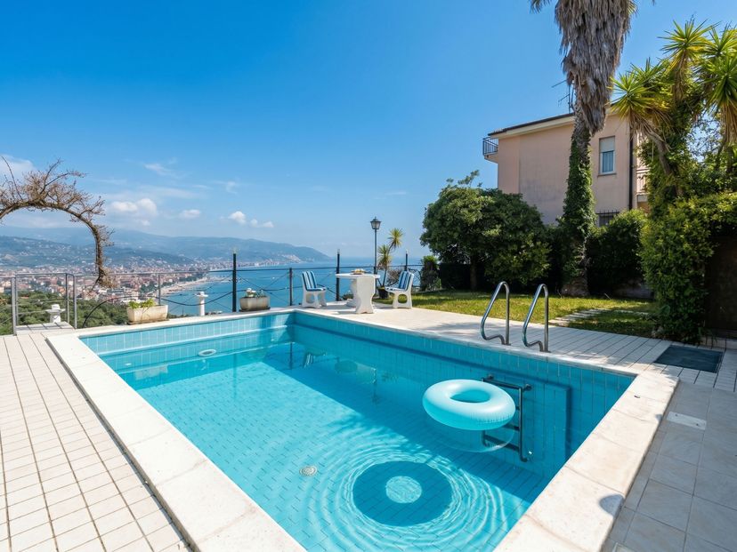 Villa in Diano Marina, Italy