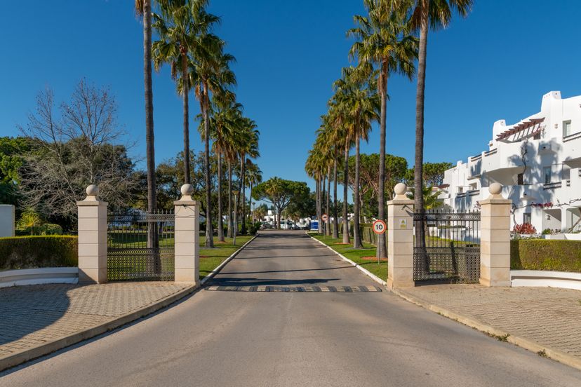 Apartment in Portugal, Semino