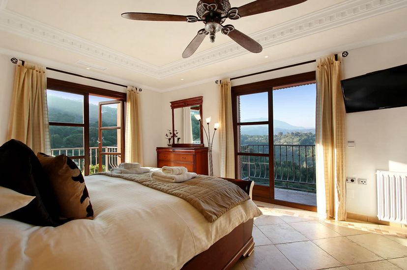 Villa in El Madroñal, Spain