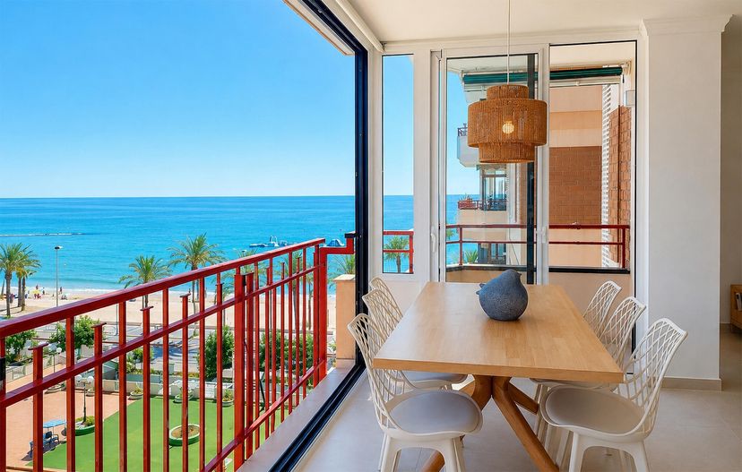 Apartment in Spain, Cuadro Santiago
