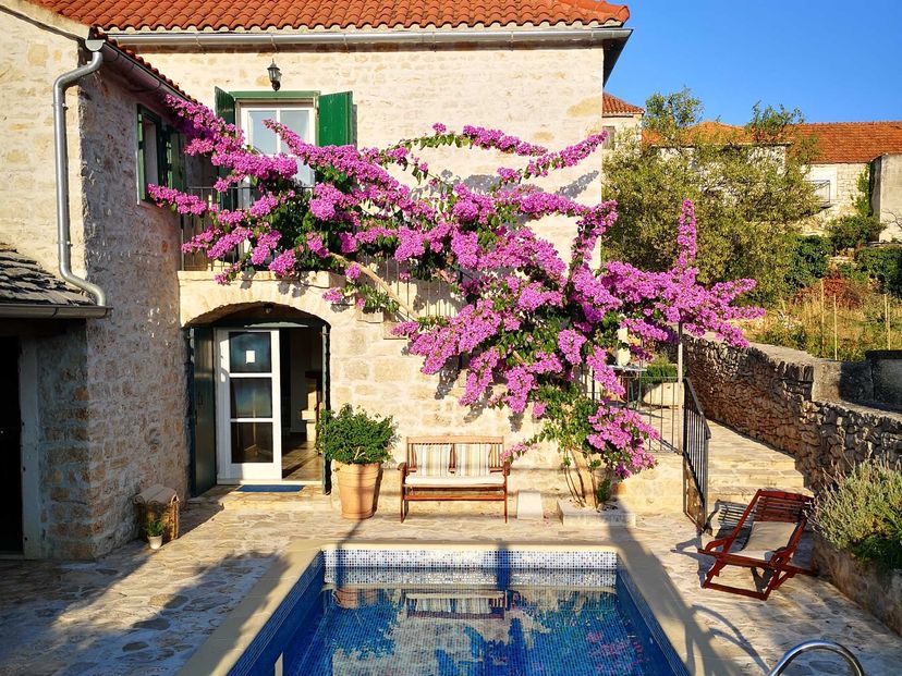 Villa in Croatia, Mirca