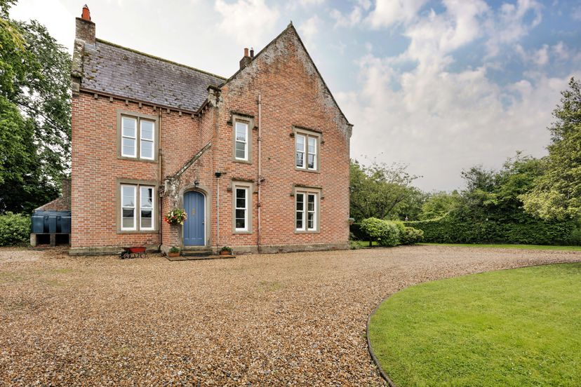 House in United Kingdom, Orton
