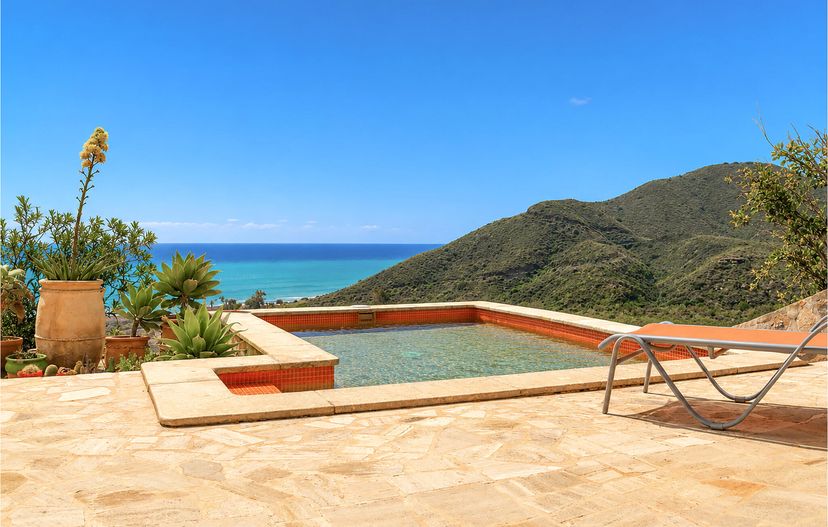 Villa in Spain, Macenas