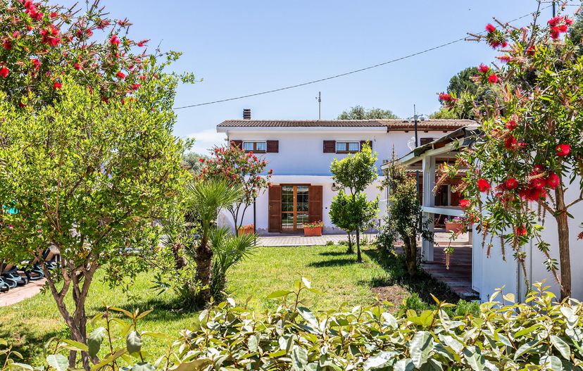 Villa in Italy, Alghero
