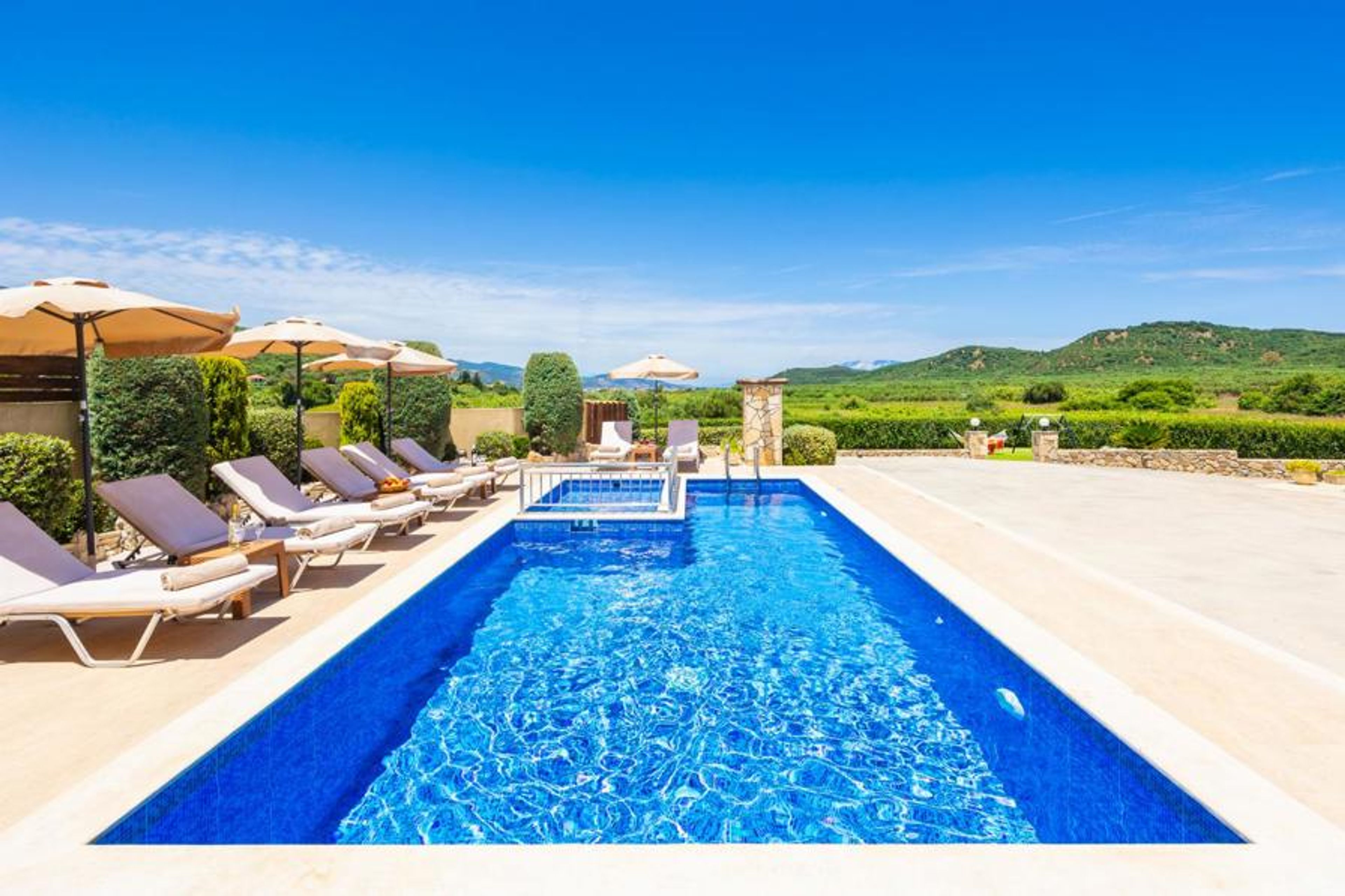 Private pool and terrace